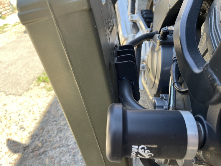 Адаптер крепления экспедиционных канистр GKA на дуги мотоцикла