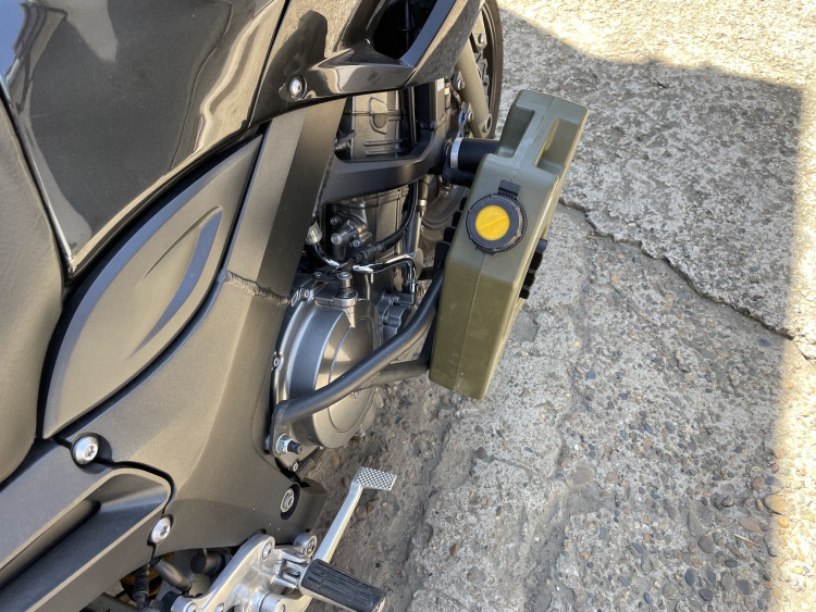 Адаптер крепления экспедиционных канистр GKA на дуги мотоцикла