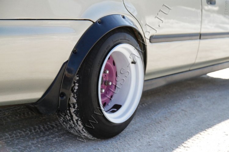 Фендера универсальные с выносом 50 мм (4 шт., 2 мм)